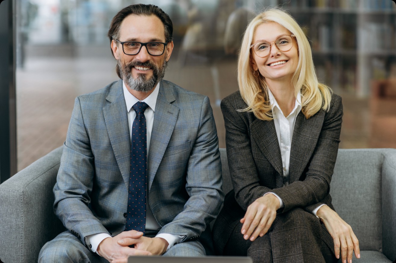 Poradnictwo konsumenckie, para zadowolonych osób